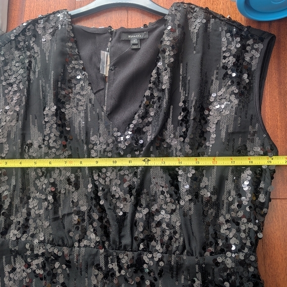 RW&Co - Sequin Dress - V-neck - Black - Picture 7 of 8